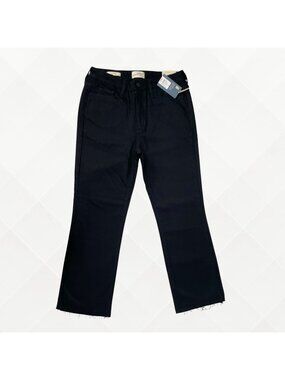Universal Thread Bootcut Jeans • 6R • Black • Raw Hem • WDM-100133